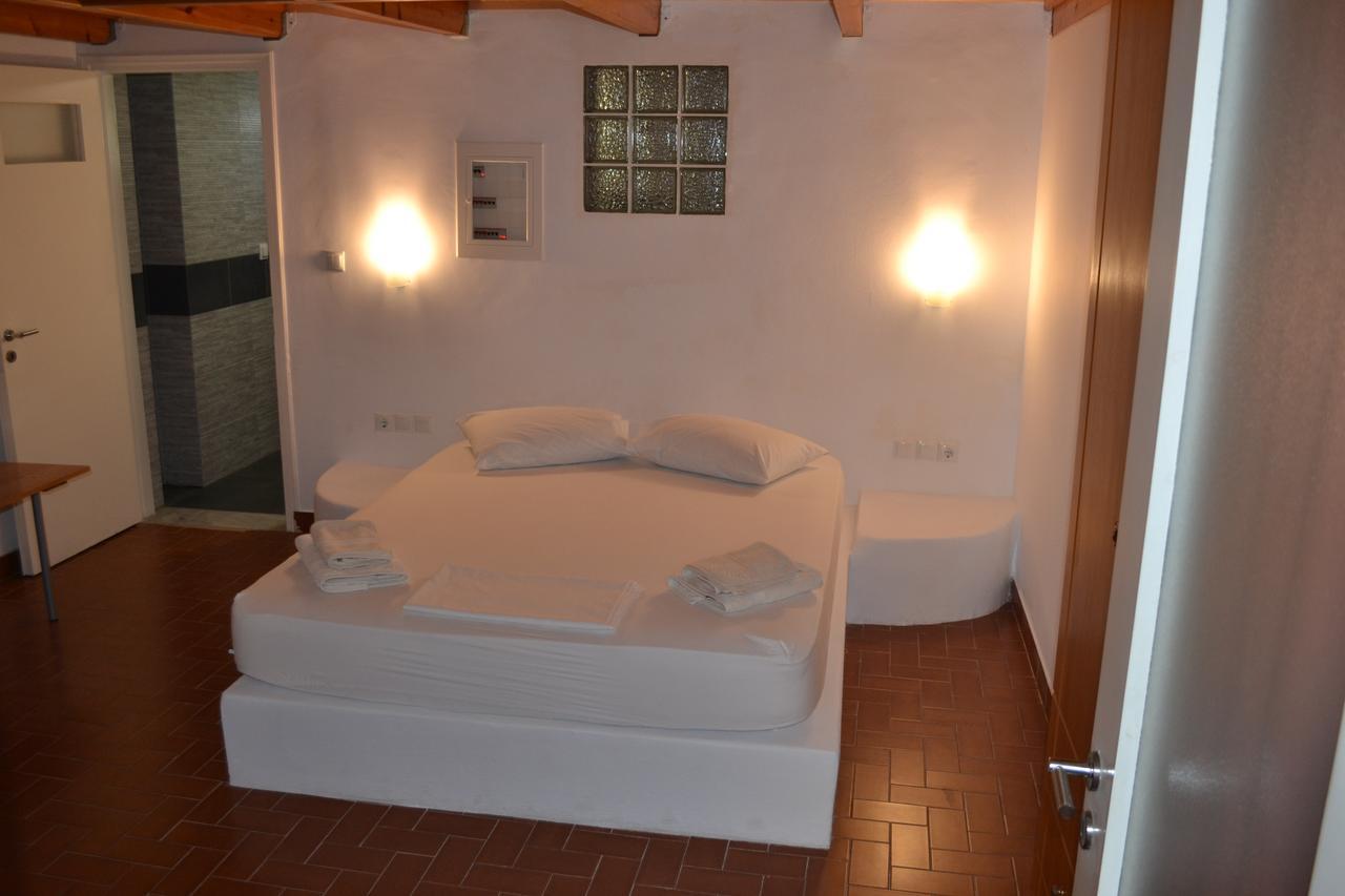 Artemis Suites Romanos  Екстериор снимка