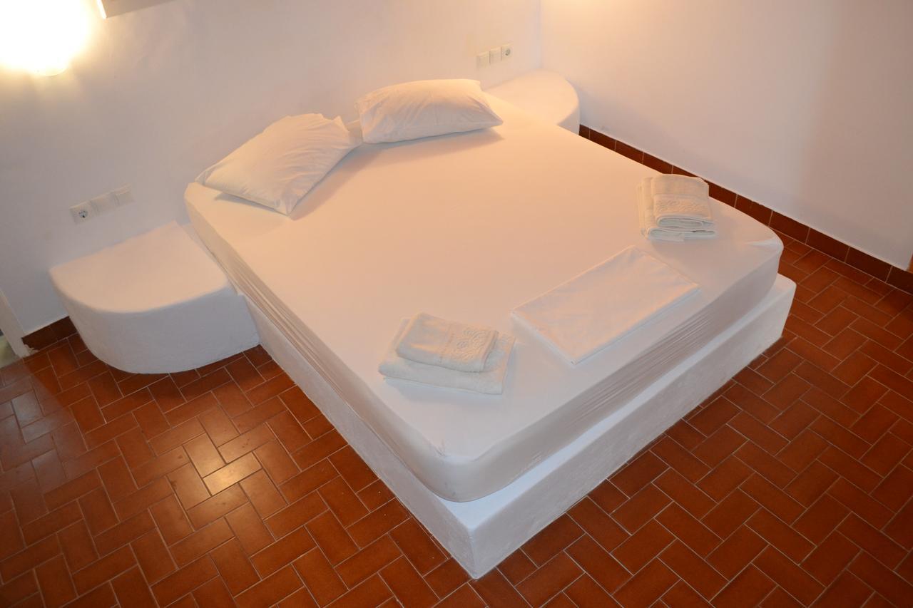 Artemis Suites Romanos  Екстериор снимка