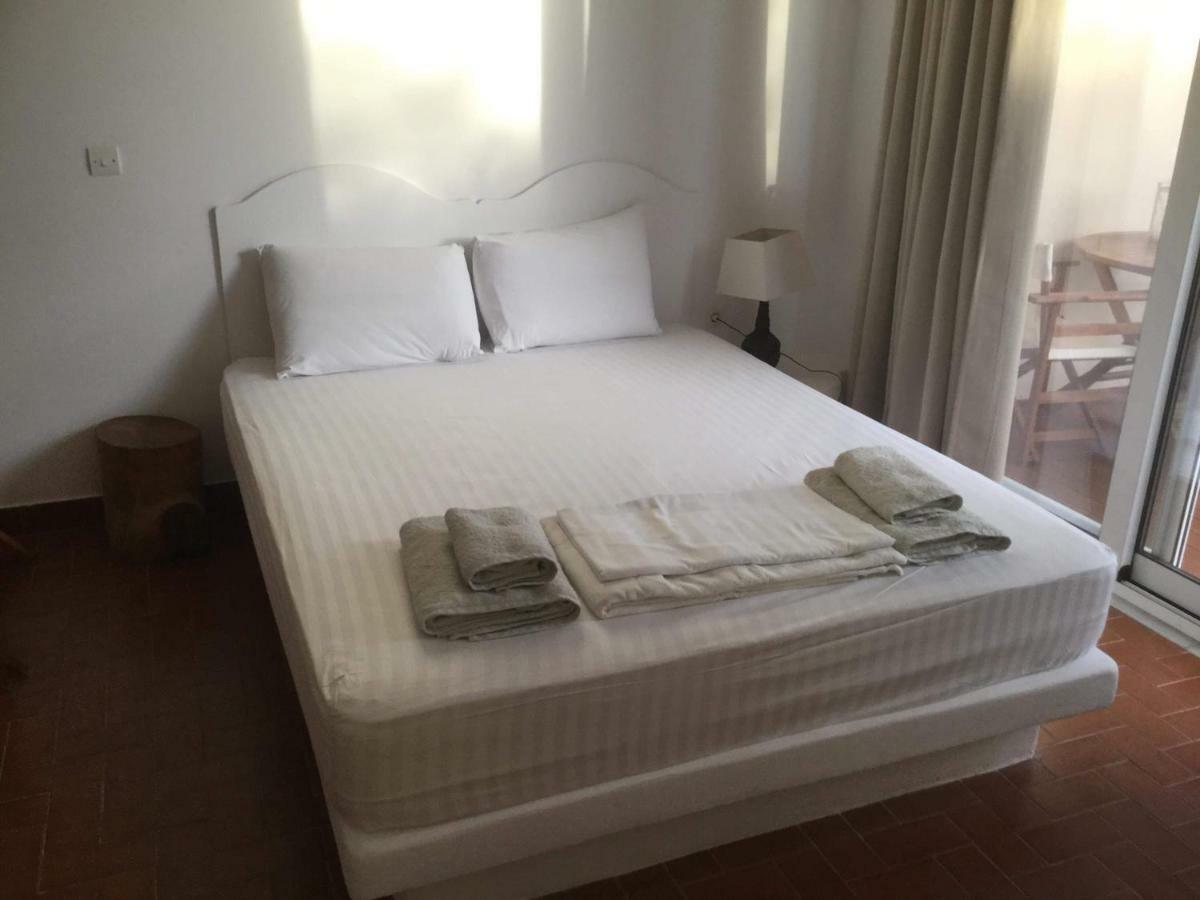Artemis Suites Romanos  Екстериор снимка
